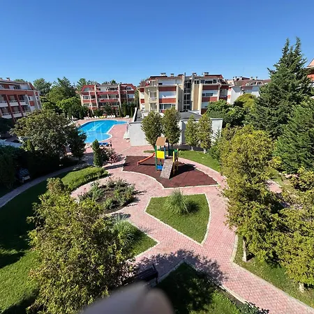 съни форт студио Apartment